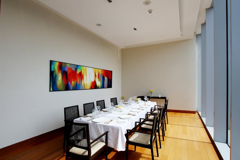 Private dining event at Pequod's pizza restaurant Chicago